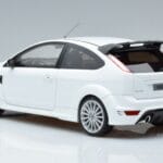 Ford Focus RS Mk2 Weiß Otto 1:18 OT977 Resin - image 5 of 6