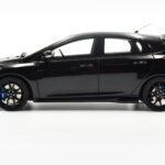 Ford Focus RS Mk3 Schwarz Otto 1:18 - image 3 of 8
