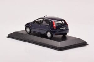 Ford Fusion Blau Minichamps 1:43 403082205 Metall — Bild 3 von 4