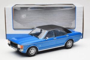 Ford Granada Mk1 Metallic Blau Matt Schwarz MCG 1:18 MCG18394 Metall — Bild 6 von 6