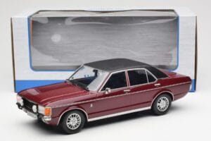 Ford Granada Mk1 Metallic Dunkelrot Matt Schwarz MCG 1:18 MCG18393 Metall — Bild 6 von 6