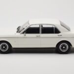 Ford Granada Mk1 Weiß MCG 1:18 - image 3 of 6