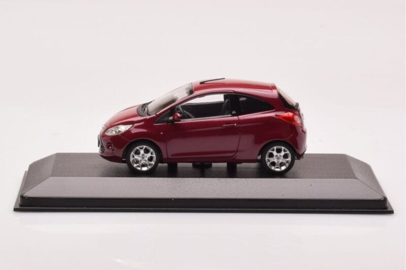 Ford Ka Mk2 Lila Minichamps 1:43