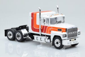 Ford LTL 9000 Weiß Rot Orange IXO 1:43 TR094 Metall — Bild 3 von 5