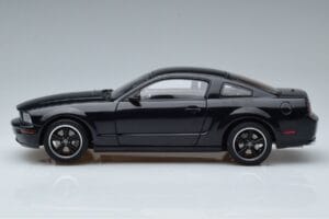 Ford Mustang GT S197 Bullitt AUTOart 1:18 73067 Metall — Bild 4 von 7