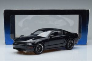 Ford Mustang GT S197 Bullitt AUTOart 1:18 73067 Metall — Bild 7 von 7