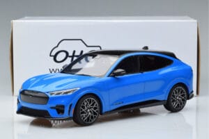 Ford Mustang Mach-E GT Performance Blau Otto 1:18 OT414 Resin — Bild 6 von 6