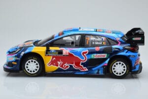 Ford Puma Rally1 WRC #7 P-L. Loubet / N. Gilsoul Rally Sweden 2023 IXO 1:18 18RMC154B Metall — Bild 3 von 6