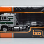 Freightliner FLA Weiß Grün IXO 1:43 - image 4 of 4