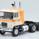 GMC Astro 95 Beige Weiß IXO 1:43
