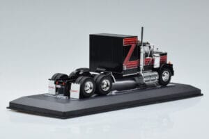 GMC General Rot Schwarz IXO 1:43 TR102 Metall — Bild 2 von 6