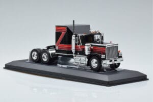 GMC General Rot Schwarz IXO 1:43 TR102 Metall — Bild 4 von 6