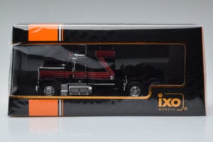 GMC General Rot Schwarz IXO 1:43 TR102 Metall — Bild 6 von 6