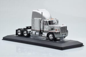 GMC General SBFA Silber IXO 1:43 TR166 Metall — Bild 4 von 6