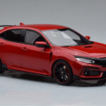 Honda Civic Type R GT FK8 Euro Spec Rot Otto 1:18 - image 4 of 6