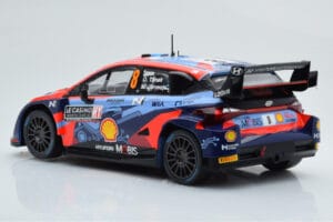 Hyundai i20 N Rally1 #8 O. Tanak / M. Jarveoja Rally Monte Carlo 2022 IXO 1:18 18RMC113 Metall — Bild 5 von 6
