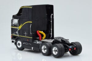 International Eagle Cabover Schwarz IXO 1:43 TR169 Metall — Bild 4 von 5