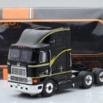 International Eagle Cabover Schwarz IXO 1:43 - image 5 of 5