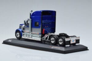 International Lonestar Blau IXO 1:43 TR118 Metall — Bild 5 von 6