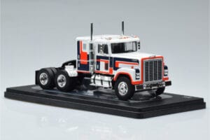 International Transtar 4300 Weiß IXO 1:43 TR153 Metall — Bild 4 von 6
