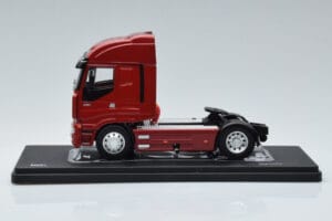 Iveco Stralis 480 Rot IXO 1:43 TR086 Metall — Bild 3 von 6