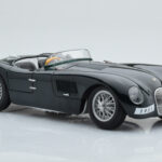 Jaguar C-Type Grün AUTOart 1:18 - image 6 of 8