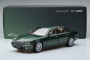 Jaguar XJ6 X350 Racing Grün Almost Real 1:18 810502 Metall — Bild 13 von 13