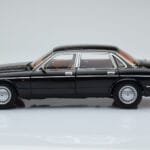 Jaguar XJ6 XJ40 Ebony Schwarz Almost Real 1:18 - image 4 of 11