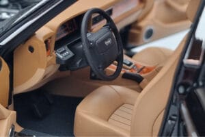 Jaguar XJ6 XJ40 Ebony Schwarz Almost Real 1:18 810543 Metall — Bild 8 von 11