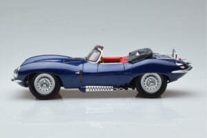 Jaguar XKSS Blau AUTOart 1:18 73510 Metall — Bild 5 von 9