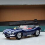Jaguar XKSS Blau AUTOart 1:18 - image 9 of 9