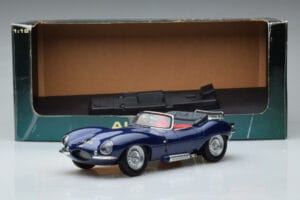 Jaguar XKSS Blau AUTOart 1:18 73510 Metall — Bild 9 von 9