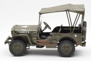 Jeep Willys Mit Planenabdeckung UT Models 1:18 180149002 Metall — Bild 3 von 6