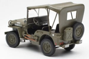Jeep Willys Mit Planenabdeckung UT Models 1:18 180149002 Metall — Bild 5 von 6