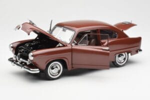 Kaiser Henry J Caribbean Coral Metallic Sun Star 1:18 5101 Metall — Bild 2 von 8