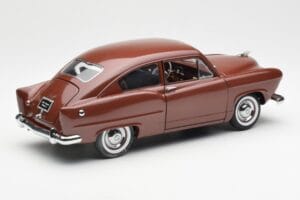 Kaiser Henry J Caribbean Coral Metallic Sun Star 1:18 5101 Metall — Bild 3 von 8