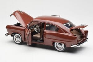 Kaiser Henry J Caribbean Coral Metallic Sun Star 1:18 5101 Metall — Bild 5 von 8