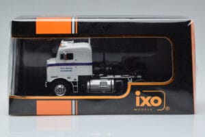 Kenworth Bullnose Ross Mackie Transport Weiß IXO 1:43 TR063 Metall — Bild 6 von 6