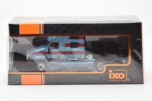 Kenworth T2000 Hellblau Rot IXO 1:43 TR180 Metall — Bild 3 von 4