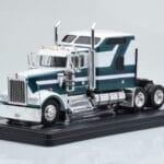 Kenworth W900 Grün Weiß IXO 1:43