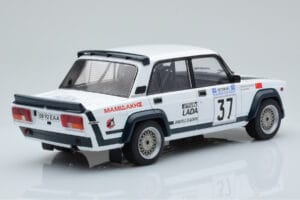 Lada 2105 VFTS #37 H. Ohu Rally Acropolis 1983 IXO 1:18 18RMC145 Metall — Bild 2 von 6