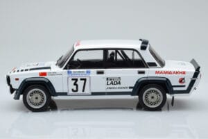 Lada 2105 VFTS #37 H. Ohu Rally Acropolis 1983 IXO 1:18 18RMC145 Metall — Bild 3 von 6
