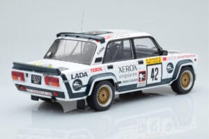 Lada 2105 VFTS #42 S. Brundza Rally 1000 Lakes 1984 IXO 1:18 18RMC146 Metall — Bild 2 von 6