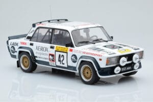 Lada 2105 VFTS #42 S. Brundza Rally 1000 Lakes 1984 IXO 1:18 18RMC146 Metall — Bild 4 von 6