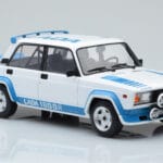 Lada 2105 VFTS Weiß IXO 1:18 - image 4 of 6