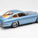 Lamborghini 350 GT Hellblau Metallic CMR 1:18 - image 2 of 6