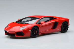 Lamborghini Aventador LP700-4 Andromeda Rot AUTOart 1:18