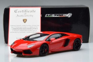 Lamborghini Aventador LP700-4 Andromeda Rot AUTOart 1:18 74669 Metall — Bild 10 von 10
