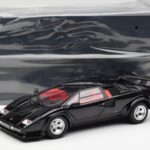 Lamborghini Countach LP 5000 Quattrovalvole Schwarz Kyosho 1:18 - image 8 of 8