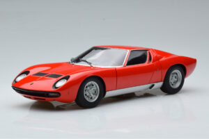 Lamborghini Miura SV Rot AUTOart 1:18